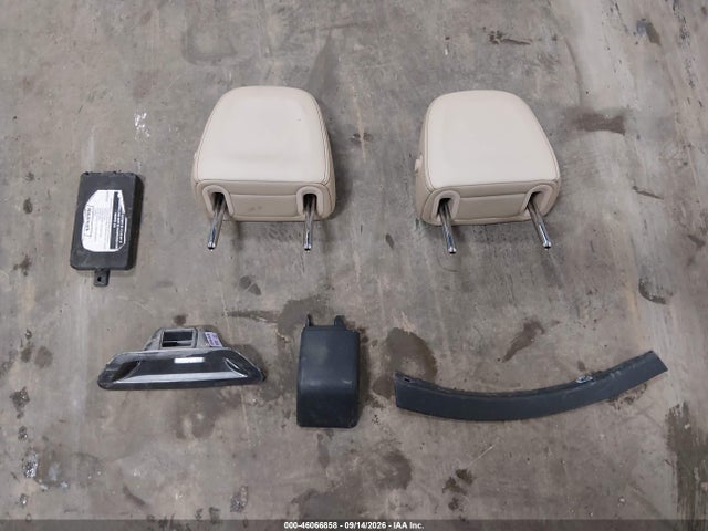 46066858 :رقم المزاد ، 2T3DFREV8DW011774 vin ، 2013 Toyota Rav4 Limited مزاد بيع