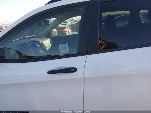 Продаж на аукціоні авто 2017 Jeep Cherokee Altitude Fwd, vin: 1C4PJLAB3HW516956, номер лоту: 46066883