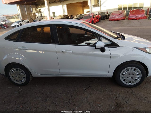 Ford FIESTA S 2014 3FADP4AJXEM196275 Image 13