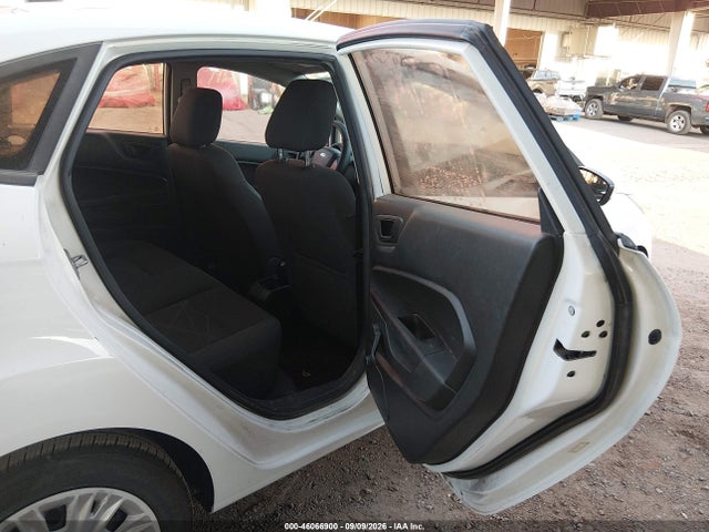 Ford FIESTA S 2014 3FADP4AJXEM196275 Image 8
