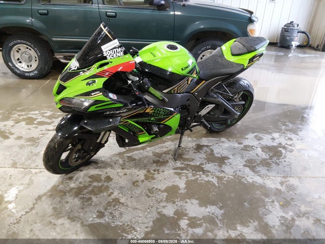 Kawasaki ZX1002 2020 JKBZXVE18LA004254 Image 2