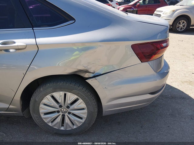 3VWC57BU8KM175794 Volkswagen Jetta 1.4t R-line/1.4t S/1.4t Se