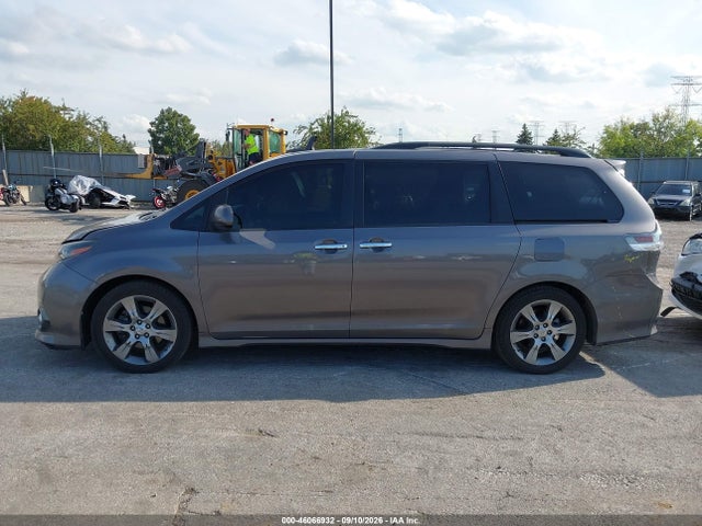 Aukcja sprzedaży 2015 Toyota Sienna Se 8 Passenger, vin: 5TDXK3DC1FS527579, numer aukcji: 46066932
