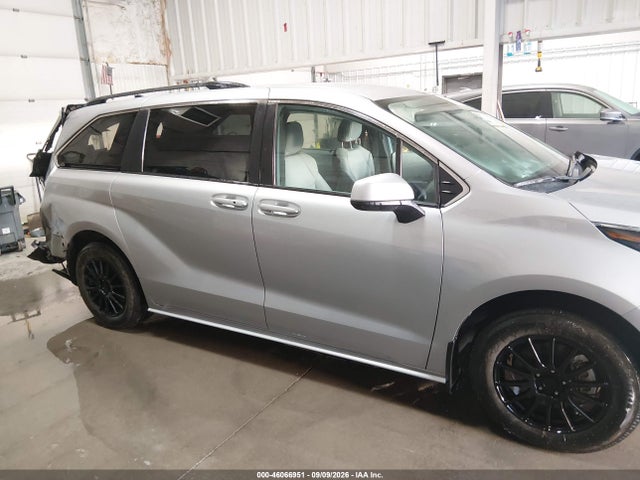 46066951 :رقم المزاد ، 5TDKSKFC9SS187061 vin ، 2025 Toyota Sienna Le مزاد بيع