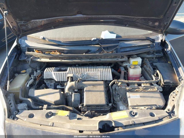 46066957 :رقم المزاد ، JTDKN3DU2D5572477 vin ، 2013 Toyota Prius Three مزاد بيع