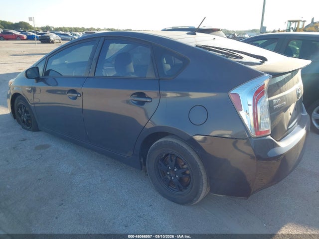 46066957 :رقم المزاد ، JTDKN3DU2D5572477 vin ، 2013 Toyota Prius Three مزاد بيع