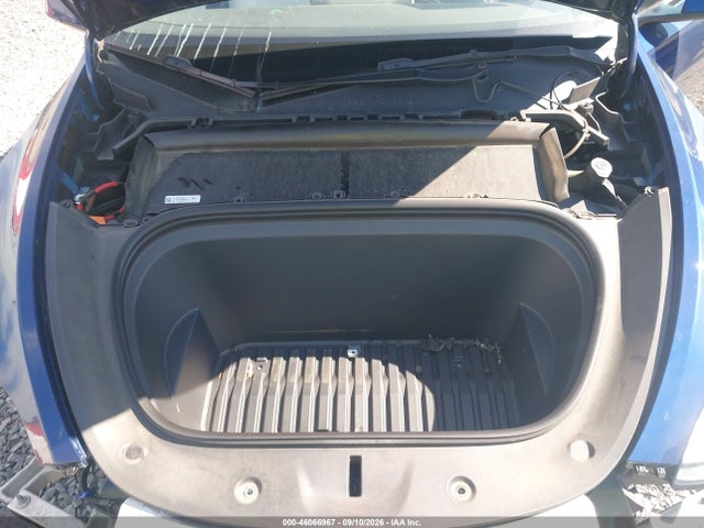 46066967 :رقم المزاد ، 7SAYGAEE8NF418620 vin ، 2022 Tesla Model Y Long Range Dual Motor All-wheel Drive مزاد بيع
