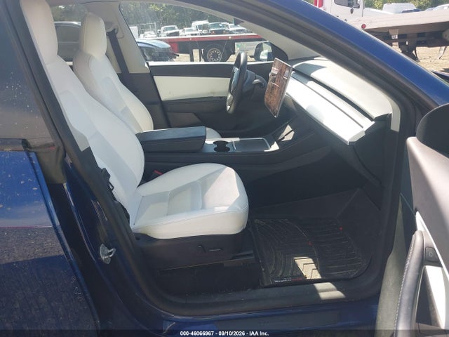 46066967 :رقم المزاد ، 7SAYGAEE8NF418620 vin ، 2022 Tesla Model Y Long Range Dual Motor All-wheel Drive مزاد بيع