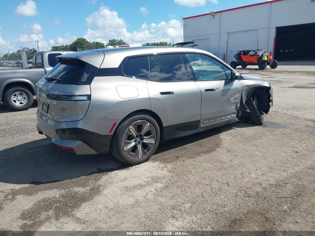 46067011 :رقم المزاد ، WB523CF04RCP88295 vin ، 2024 Bmw Ix Xdrive50 مزاد بيع