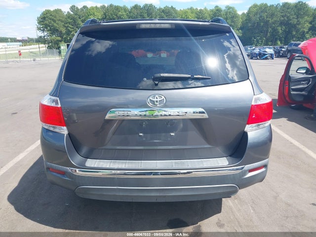 2012 Toyota Highlander Base V6 მანქანა იყიდება აუქციონზე, vin: 5TDZK3EH2CS072949, აუქციონის ნომერი: 46067033