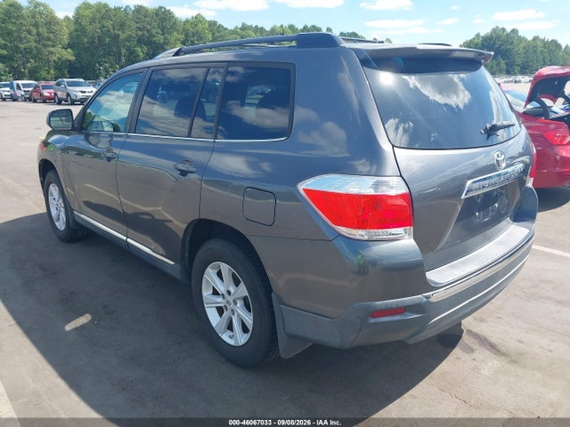 2012 Toyota Highlander Base V6 მანქანა იყიდება აუქციონზე, vin: 5TDZK3EH2CS072949, აუქციონის ნომერი: 46067033