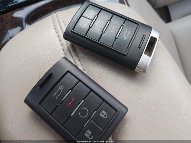 46067037 :رقم المزاد ، 2G61T5S30D9176139 vin ، 2013 Cadillac Xts Premium مزاد بيع