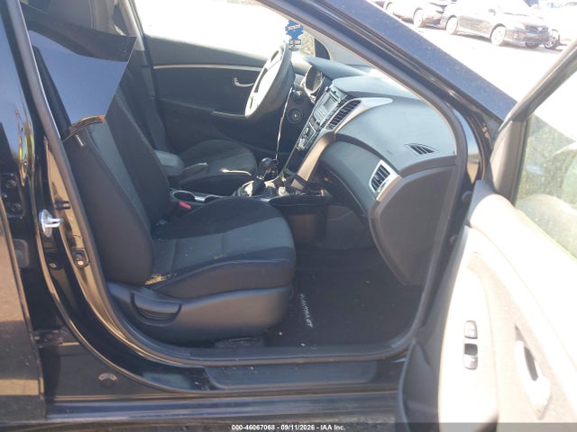 2016 Hyundai Elantra Gt მანქანა იყიდება აუქციონზე, vin: KMHD35LH7GU308952, აუქციონის ნომერი: 46067068