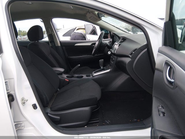 46067113 :رقم المزاد ، 3N1AB7AP5KY430587 vin ، 2019 Nissan Sentra S مزاد بيع