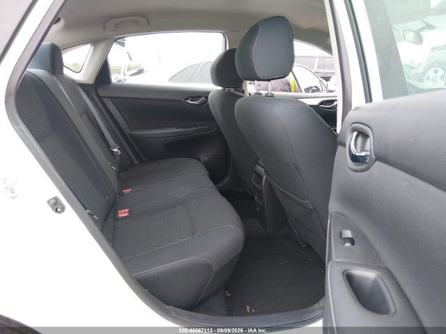 46067113 :رقم المزاد ، 3N1AB7AP5KY430587 vin ، 2019 Nissan Sentra S مزاد بيع