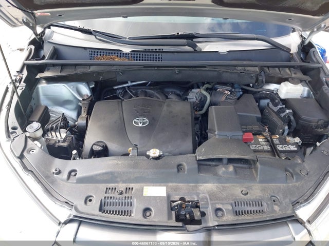 Продаж на аукціоні авто 2019 Toyota Highlander Le, vin: 5TDBZRFH3KS745504, номер лоту: 46067133