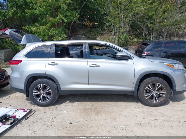 Продаж на аукціоні авто 2019 Toyota Highlander Le, vin: 5TDBZRFH3KS745504, номер лоту: 46067133