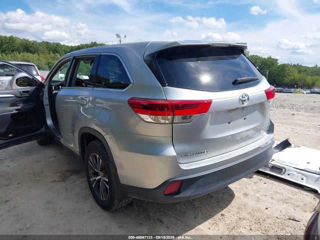 Продаж на аукціоні авто 2019 Toyota Highlander Le, vin: 5TDBZRFH3KS745504, номер лоту: 46067133