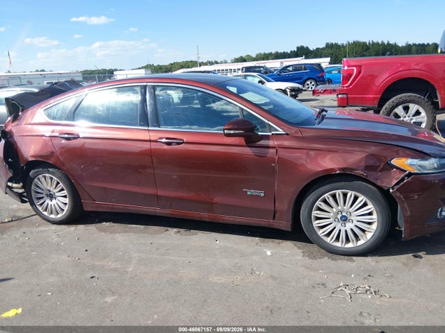 Продажа на аукционе авто 2016 Ford Fusion Energi Se Luxury, vin: 3FA6P0PU2GR324369, номер лота: 46067157