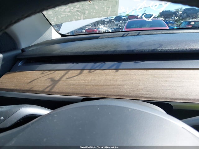 Продаж на аукціоні авто 2021 Tesla Model Y Long Range Dual Motor All-wheel Drive, vin: 5YJYGDEE9MF304560, номер лоту: 46067191