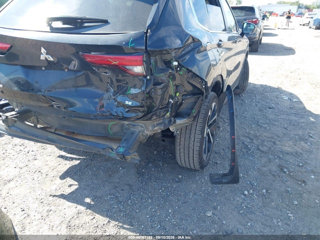 Продажа на аукционе авто 2023 Mitsubishi Outlander Se 2.5 2wd/se Black Edition 2wd/se Special Edition 2wd, vin: JA4J3UA83PZ015079, номер лота: 46067198
