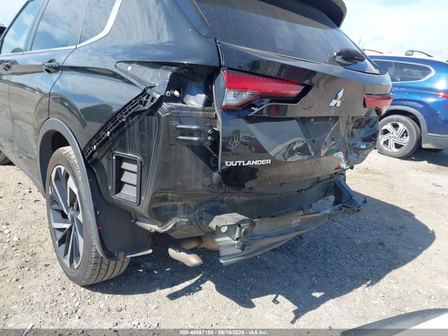 Продажа на аукционе авто 2023 Mitsubishi Outlander Se 2.5 2wd/se Black Edition 2wd/se Special Edition 2wd, vin: JA4J3UA83PZ015079, номер лота: 46067198