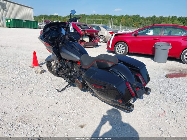 Harley-Davidson FLTRXSE 2025 1HD1TC616SB960572 Image 3