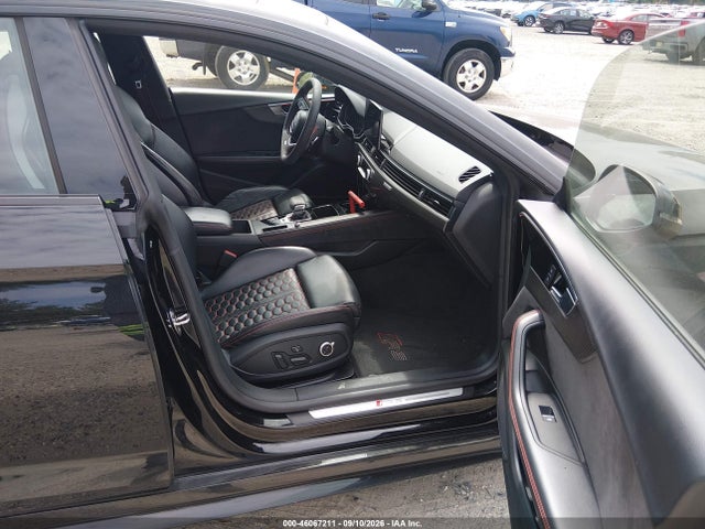 46067211 :رقم المزاد ، WUAAWCF53MA900837 vin ، 2021 Audi Rs 5 Sportback Tfsi Quattro Tiptronic مزاد بيع