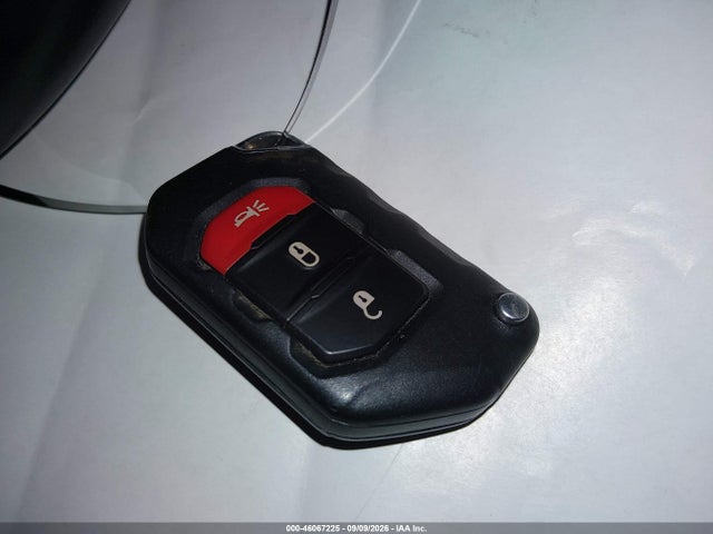 46067225 :رقم المزاد ، 1C4JJXR61MW675554 vin ، 2021 Jeep Wrangler 4xe Unlimited Rubicon 4x4 مزاد بيع