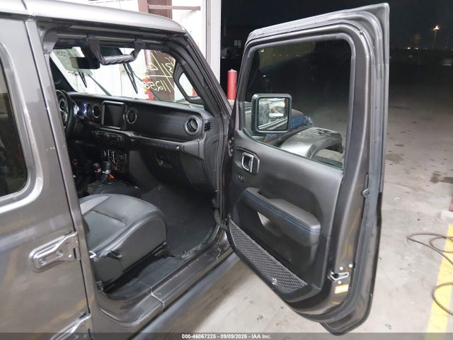46067225 :رقم المزاد ، 1C4JJXR61MW675554 vin ، 2021 Jeep Wrangler 4xe Unlimited Rubicon 4x4 مزاد بيع