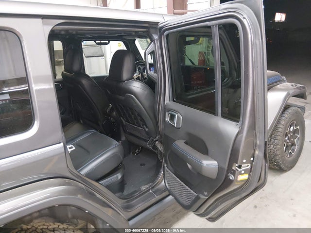 46067225 :رقم المزاد ، 1C4JJXR61MW675554 vin ، 2021 Jeep Wrangler 4xe Unlimited Rubicon 4x4 مزاد بيع
