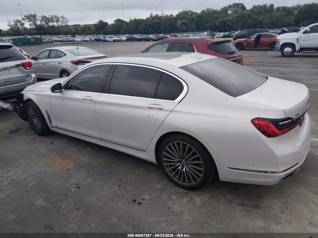 BMW 750i Xdrive 2021 WBA7U2C0XMCG35354 Image 14
