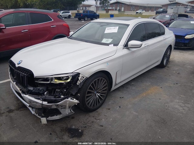 BMW 750i Xdrive 2021 WBA7U2C0XMCG35354 Image 2