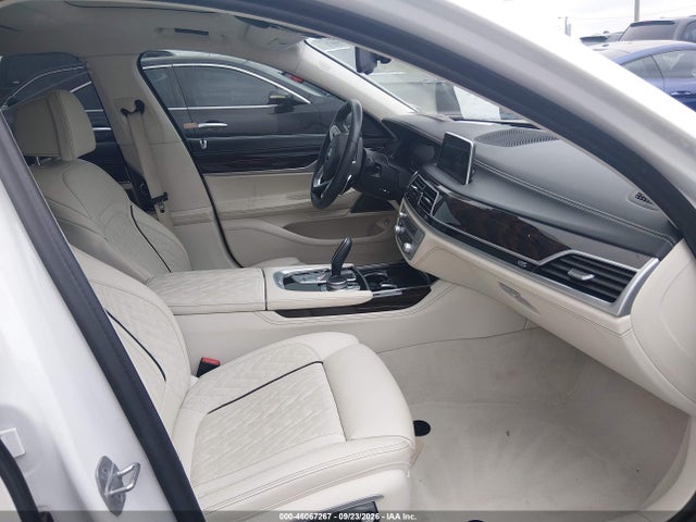 BMW 750i Xdrive 2021 WBA7U2C0XMCG35354 Image 5