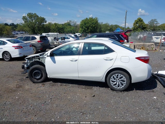 Продажа на аукционе авто 2017 Toyota Corolla Le, vin: 2T1BURHEXHC851807, номер лота: 46067273