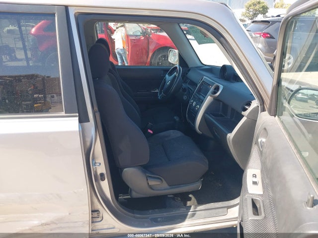 2005 Scion Xb მანქანა იყიდება აუქციონზე, vin: JTLKT324050196373, აუქციონის ნომერი: 46067347
