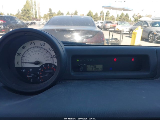2005 Scion Xb მანქანა იყიდება აუქციონზე, vin: JTLKT324050196373, აუქციონის ნომერი: 46067347