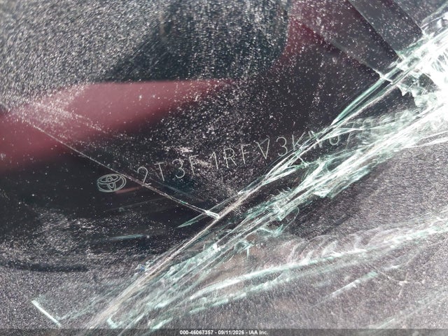 Toyota RAV4 LE 2019 2T3F1RFV3KW070850 Image 9