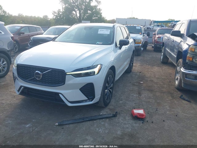 Aukcja sprzedaży 2024 Volvo Xc60 B5 Plus Dark Theme, vin: YV4L12RLXR1911735, numer aukcji: 46067368