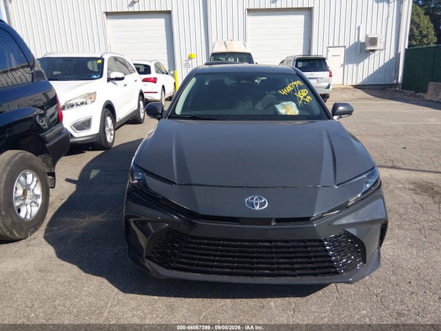 2025 Toyota Camry Le მანქანა იყიდება აუქციონზე, vin: 4T1DAACK3SU594642, აუქციონის ნომერი: 46067399