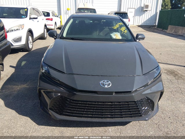 2025 Toyota Camry Le მანქანა იყიდება აუქციონზე, vin: 4T1DAACK3SU594642, აუქციონის ნომერი: 46067399