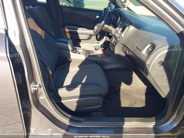 46067454 :رقم المزاد ، 2C3CDXHG7GH291781 vin ، 2016 Dodge Charger Sxt مزاد بيع