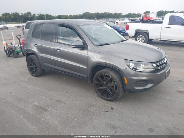 2012 Volkswagen Tiguan Le მანქანა იყიდება აუქციონზე, vin: WVGAV7AX4CW004205, აუქციონის ნომერი: 46067501
