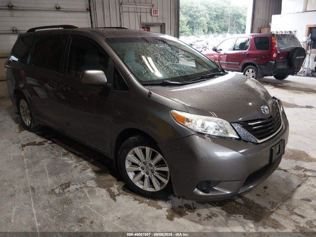 2012 Toyota Sienna Le 7 Passenger მანქანა იყიდება აუქციონზე, vin: 5TDJK3DC6CS035163, აუქციონის ნომერი: 46067507