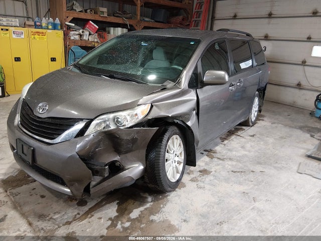 2012 Toyota Sienna Le 7 Passenger მანქანა იყიდება აუქციონზე, vin: 5TDJK3DC6CS035163, აუქციონის ნომერი: 46067507