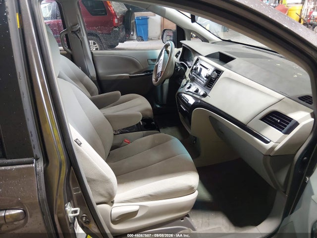 2012 Toyota Sienna Le 7 Passenger მანქანა იყიდება აუქციონზე, vin: 5TDJK3DC6CS035163, აუქციონის ნომერი: 46067507