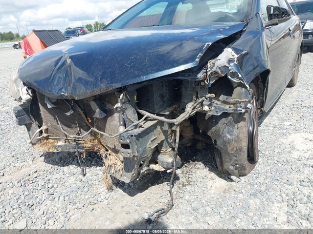 46067518 :رقم المزاد ، 4T1BF1FK2EU409621 vin ، 2014 Toyota Camry Le مزاد بيع