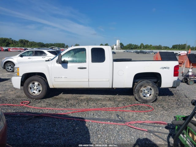 46067595 :رقم المزاد ، 1GCRKSE39BZ443519 vin ، 2011 Chevrolet Silverado 1500 Lt مزاد بيع