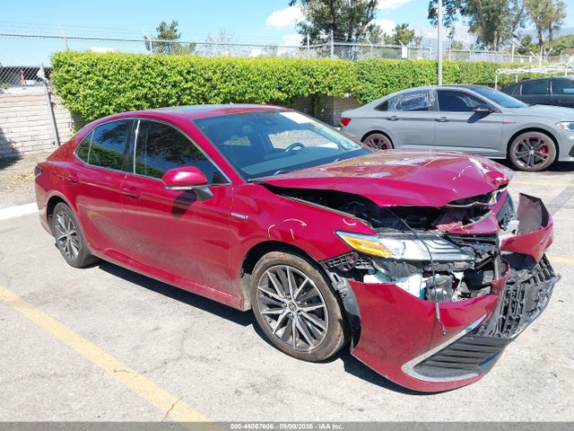 Aukcja sprzedaży 2021 Toyota Camry Xle Hybrid, vin: 4T1F31AK2MU561818, numer aukcji: 46067606