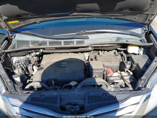 Продажа на аукционе авто 2016 Toyota Sienna Xle 8 Passenger, vin: 5TDYK3DC5GS695361, номер лота: 46067635